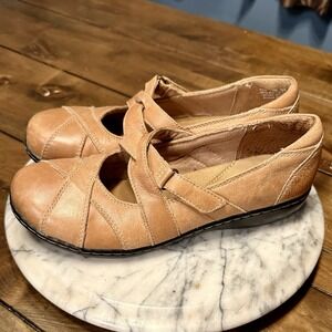 Clarks Bendables Ashland Comfort 2 Strap Mary Jane Tan Leather Shoes Women Sz 8